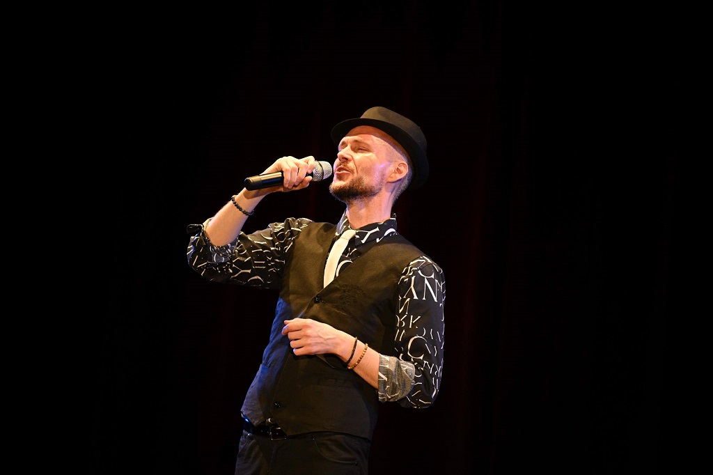 MUZIKÁLOVÝ KOKTEIL